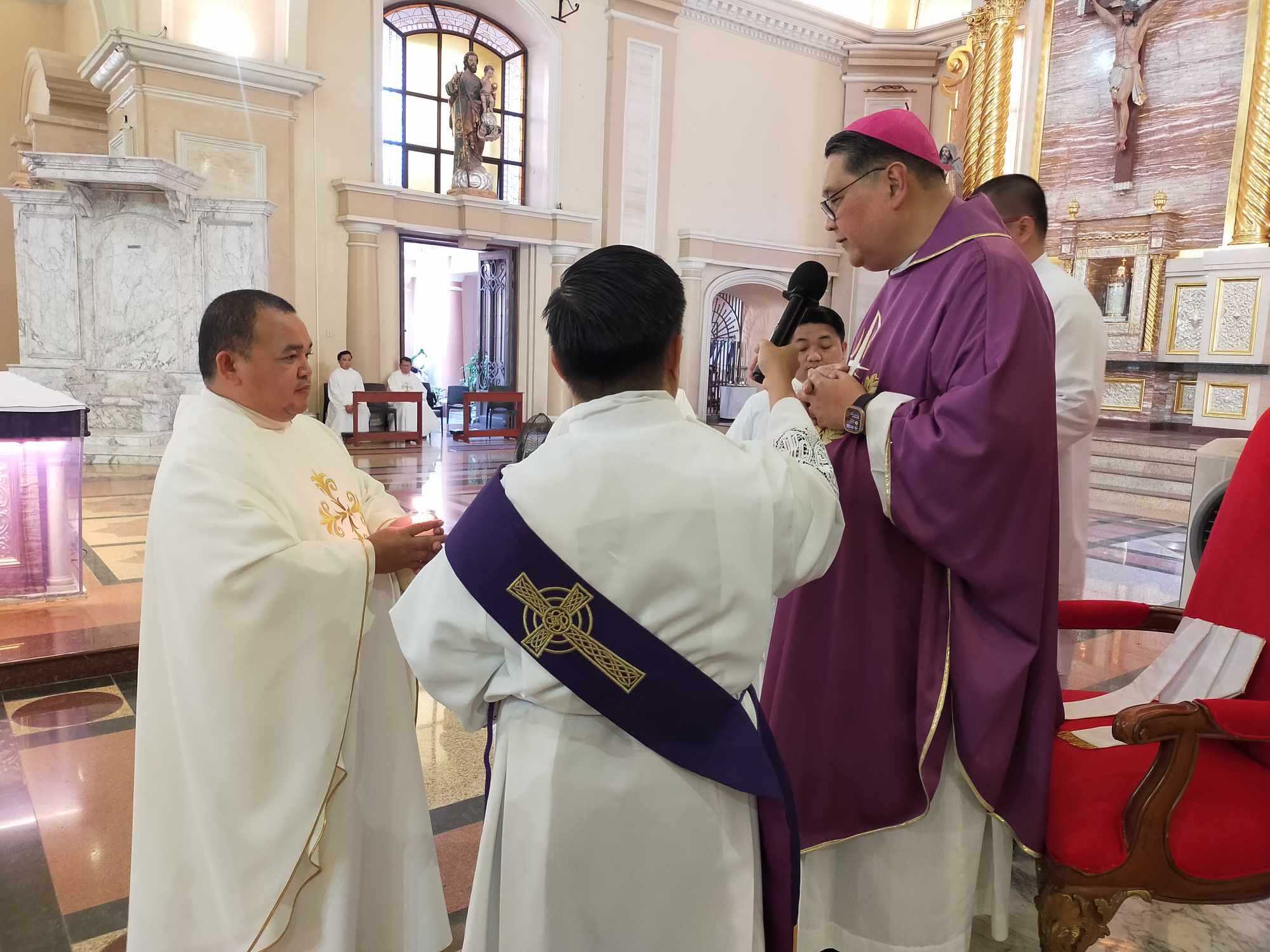 DIOCESE SENDS-OFF PRIEST FOR MISSION