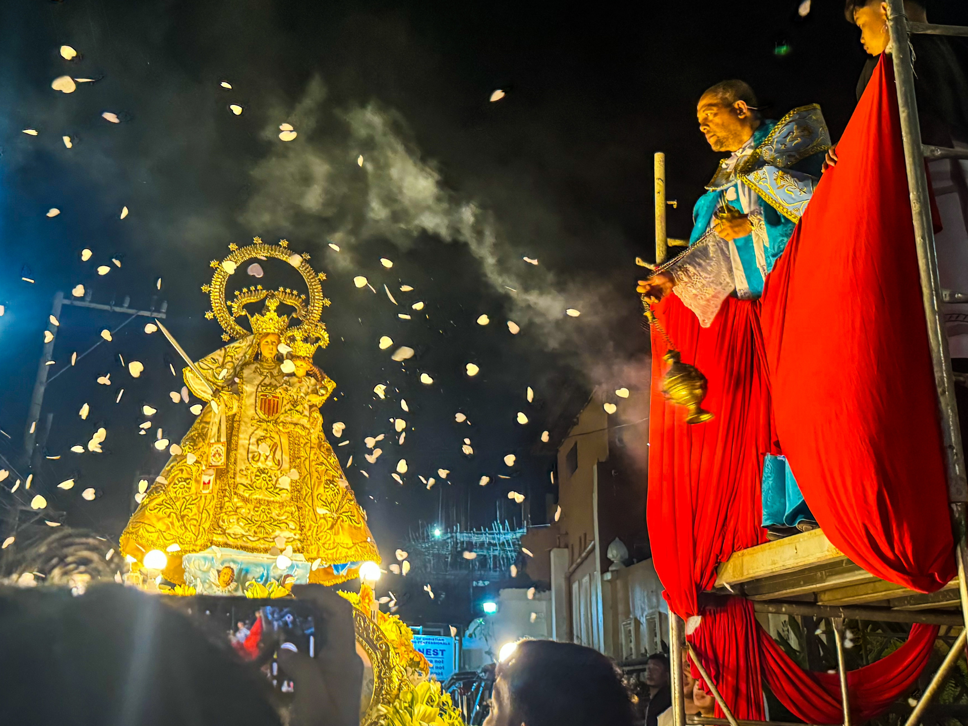 Ang Grand Marian Procession sa Parian: Isang Pagpaparangal at Pasasalamat